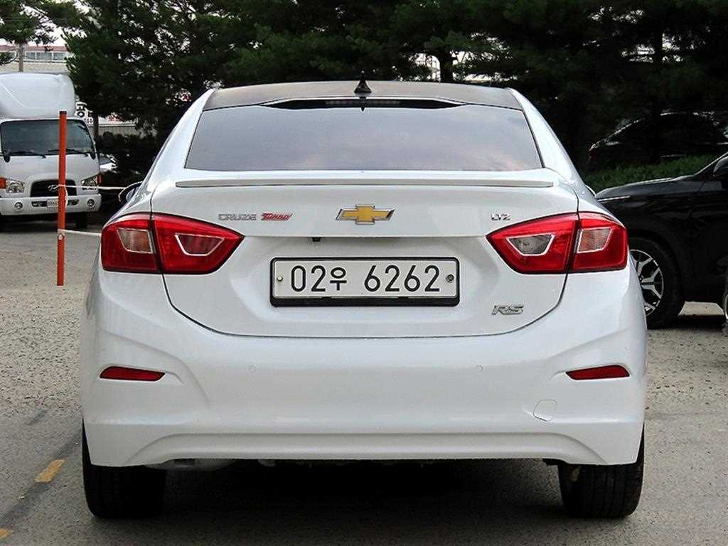 Chevrolet Cruise - Vista 2