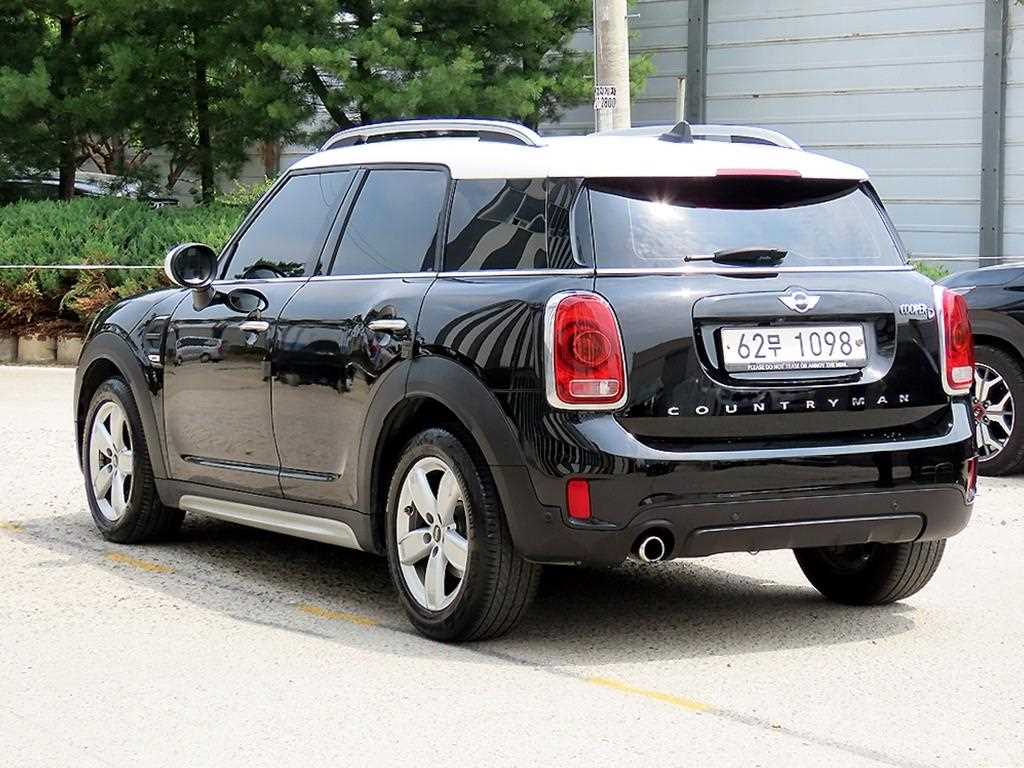 Mini Countryman - Vista 3