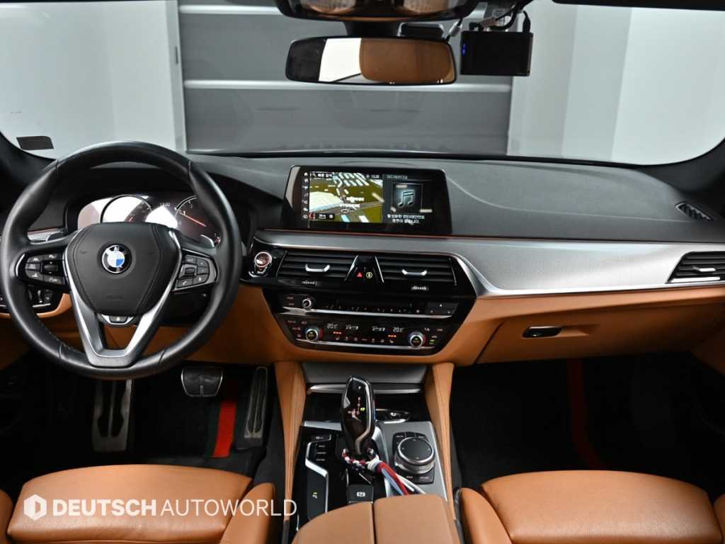 BMW 5 Series - Vista 9