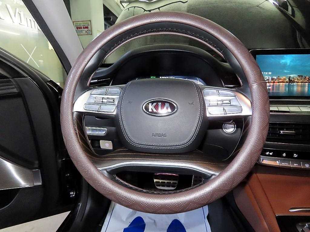 KIA K9 - Vista 10