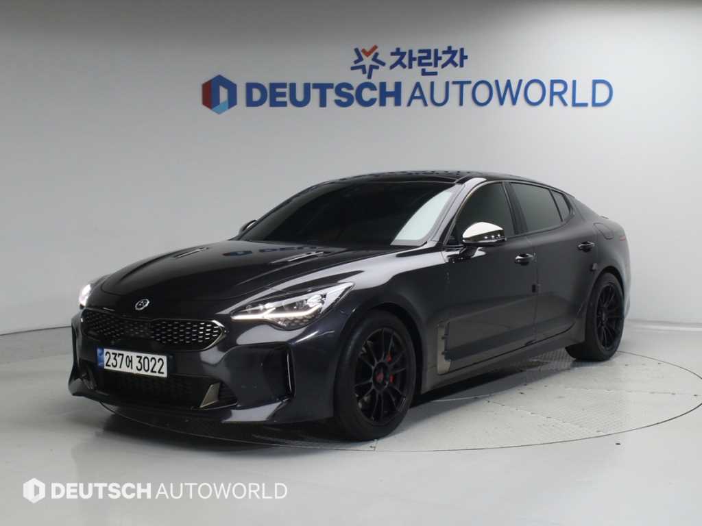 KIA Stinger - Vista 2