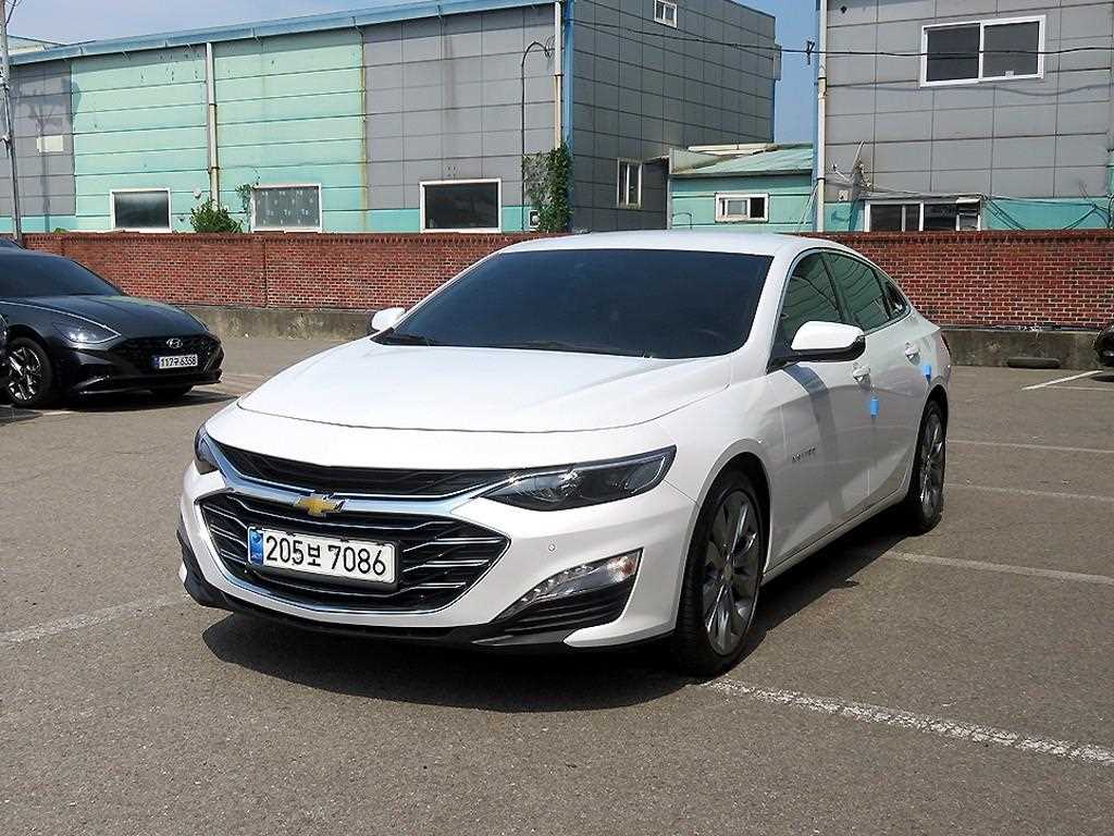 Chevrolet Malibu - Vista 2