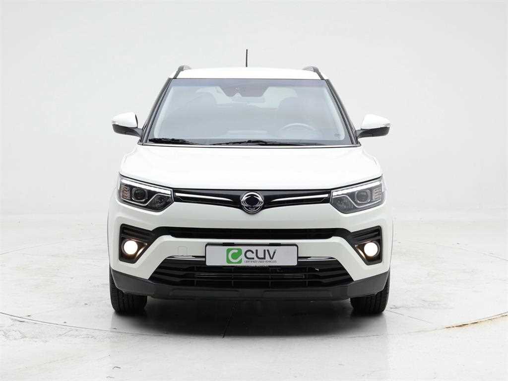 Ssangyong Tivoli - Vista 2