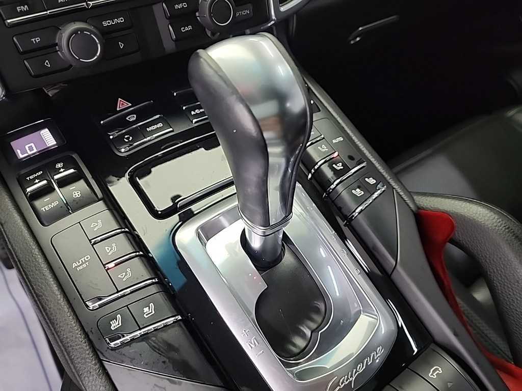 Porsche Cayenne - Vista 10