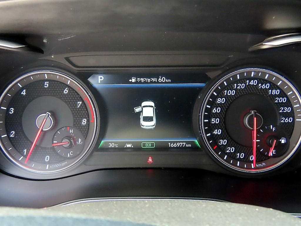 Genesis G70 - Vista 11