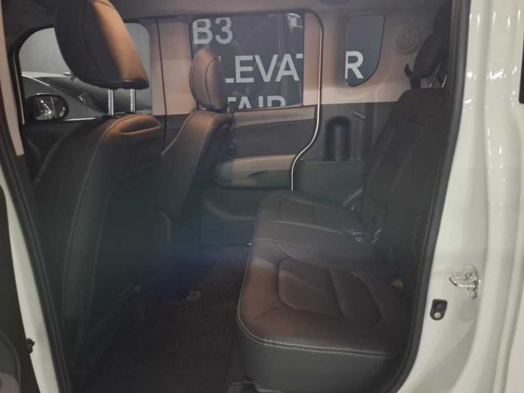KIA Ray - Vista 9