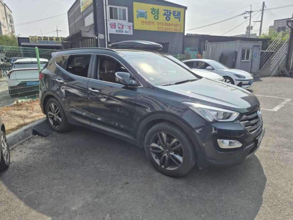 HYUNDAI Santa Fe - Vista 2