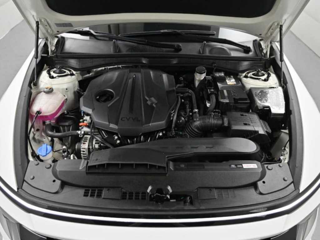 HYUNDAI Sonata - Vista 8