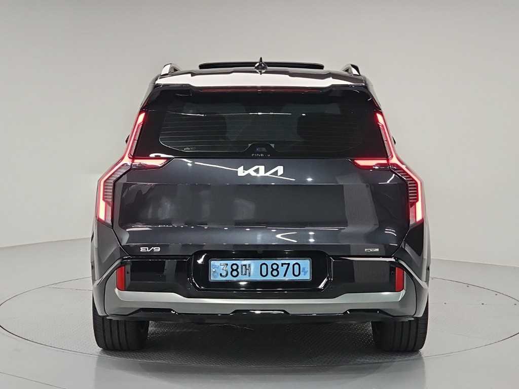 KIA EV9 - Vista 3