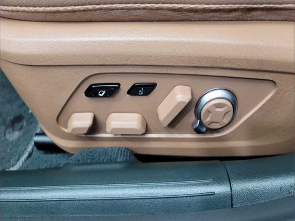 HYUNDAI Grandeur - Vista 12