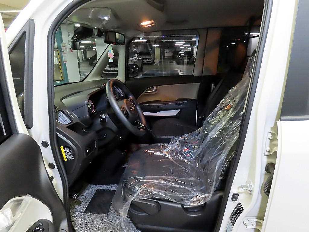 KIA Ray - Vista 8