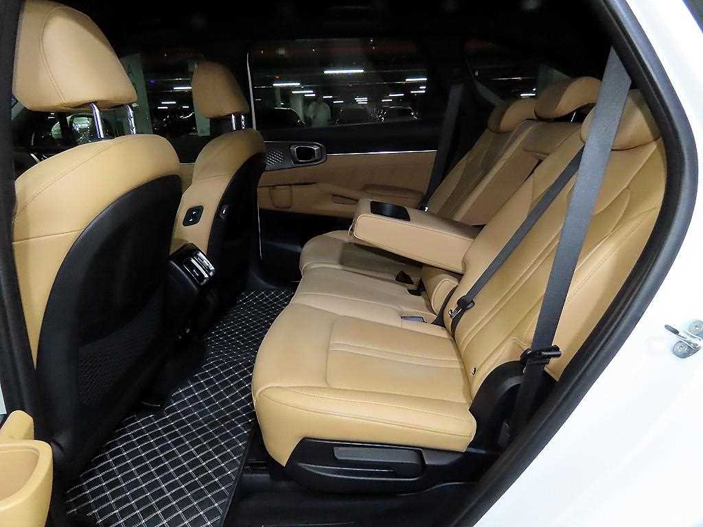 KIA Sorento - Vista 9