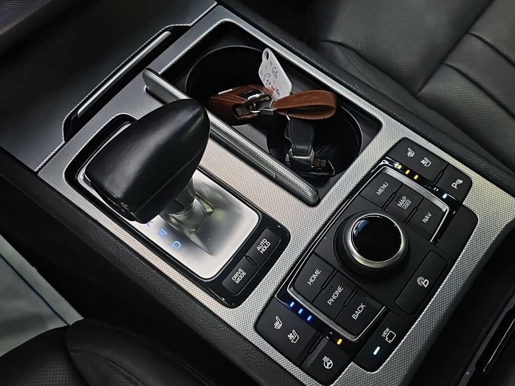 Genesis G80 - Vista 10
