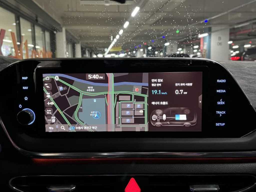 HYUNDAI Sonata - Vista 10