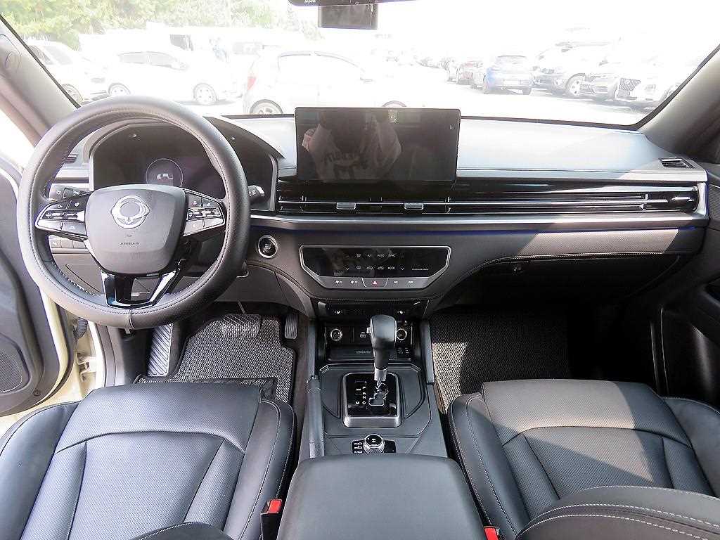 Ssangyong Rexton - Vista 11