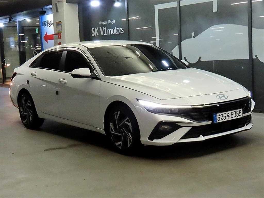 HYUNDAI Avante 2025 Blanco - Importación desde Corea - HF Imports Iquique - Foto 1
