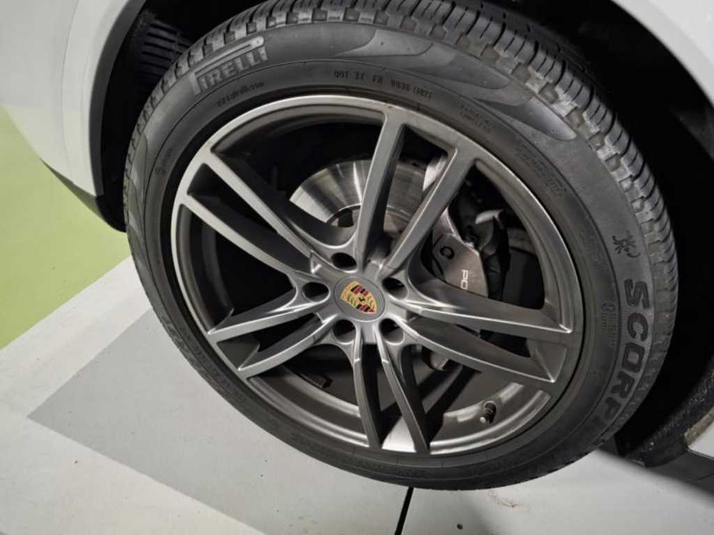 Porsche Cayenne - Vista 11