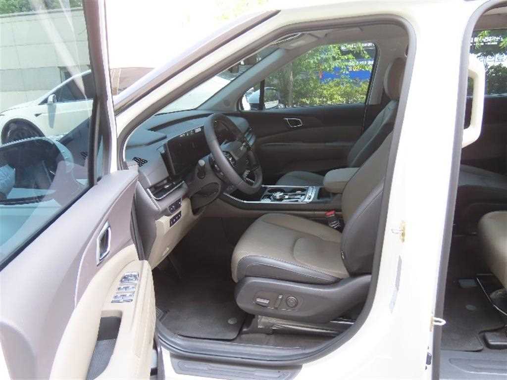 KIA Carnival 2025 - Importación desde Corea - HF Imports Iquique - Foto 15