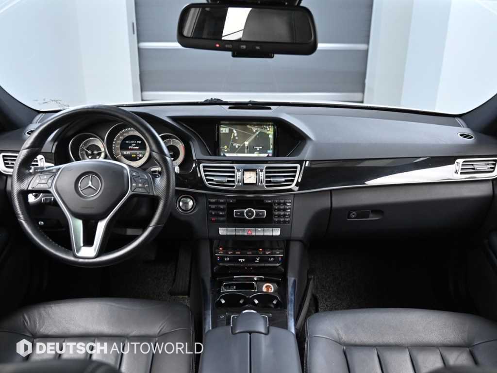Mercedes Benz E class - Vista 9