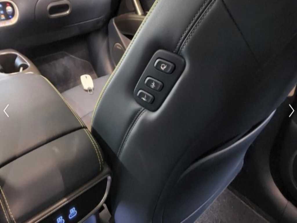 Genesis GV60 - Vista 9
