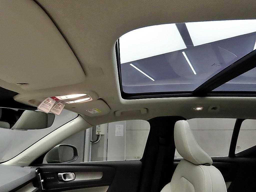 Volvo XC40 2023 Verde - Importación desde Corea - HF Imports Iquique - Foto 19