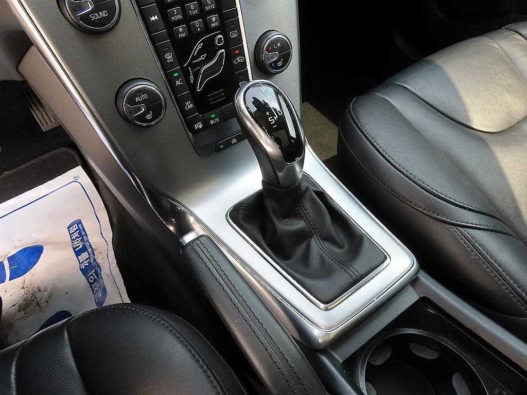 Volvo V40 - Vista 12
