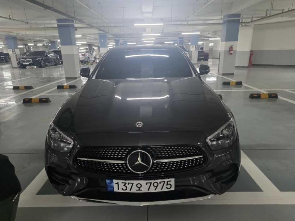 Mercedes Benz E class 2022 Gris - Importación desde Corea - HF Imports Iquique - Foto 1