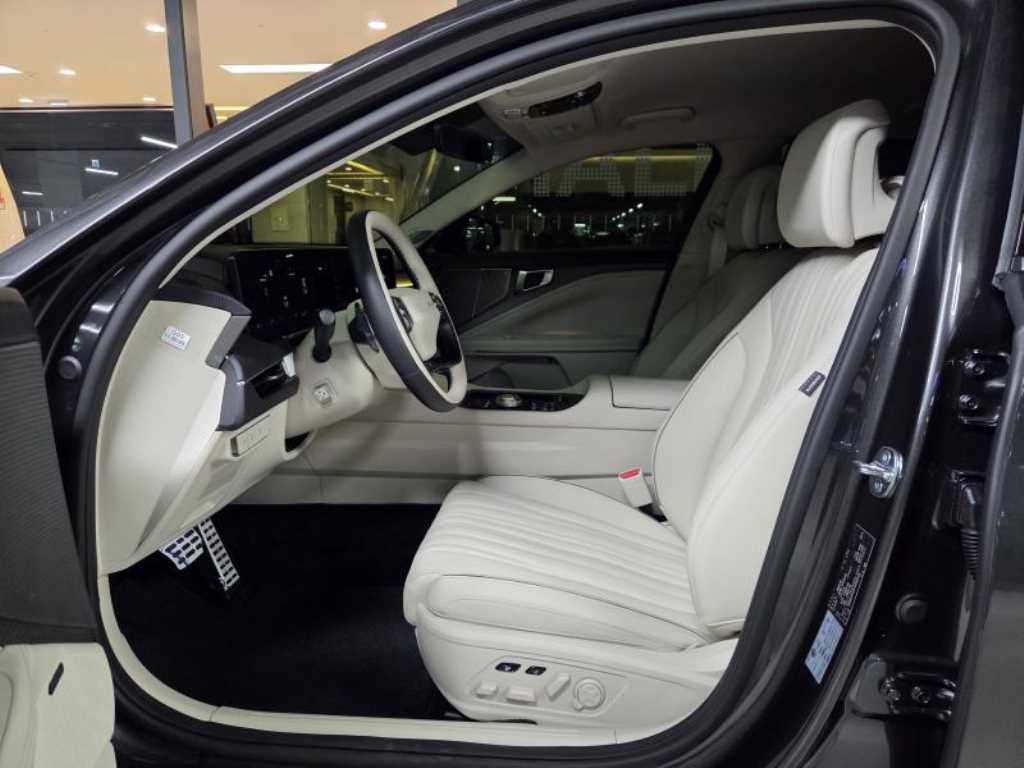 KIA K8 - Vista 10