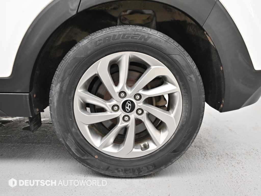 HYUNDAI Tucson - Vista 7