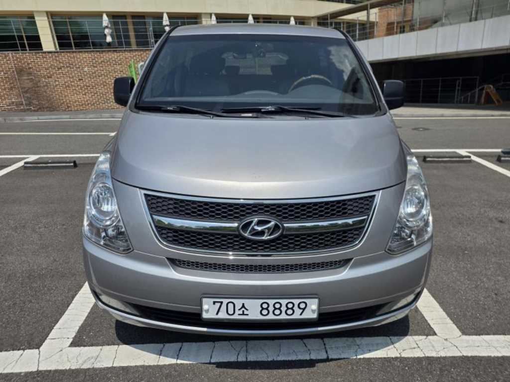HYUNDAI Starex 2013 Gris - Importación desde Corea - HF Imports Iquique - Foto 1