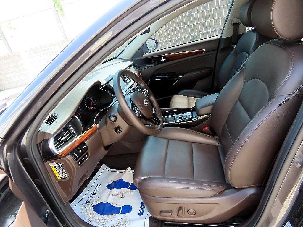 KIA K7 - Vista 7
