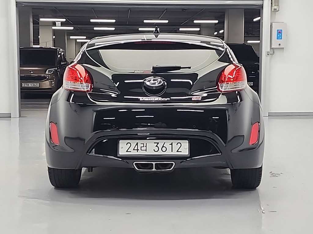 HYUNDAI Veloster - Vista 3