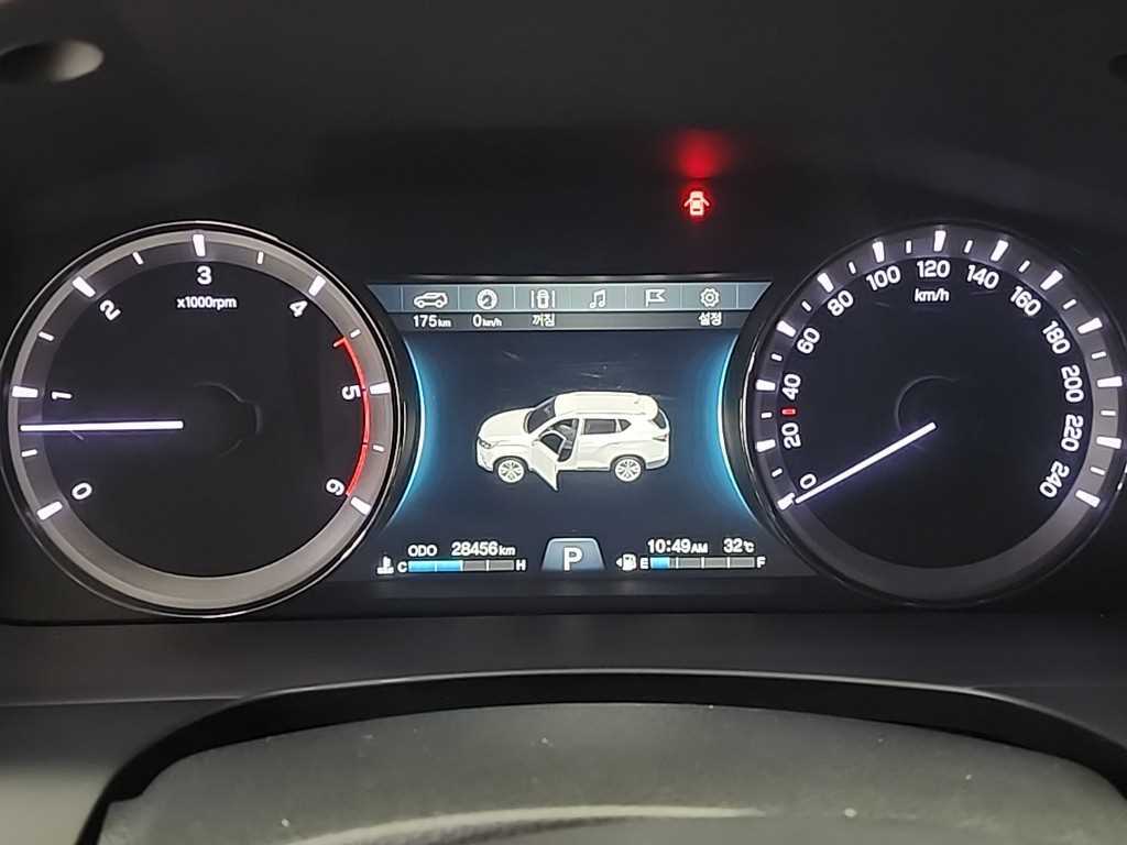 Ssangyong Rexton - Vista 8