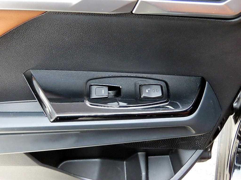 Ssangyong Torres 2022 Negro - Importación desde Corea - HF Imports Iquique - Foto 18