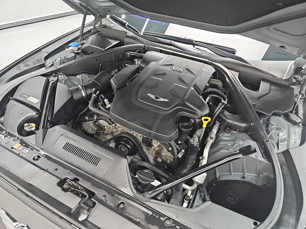 Genesis G80 - Vista 7