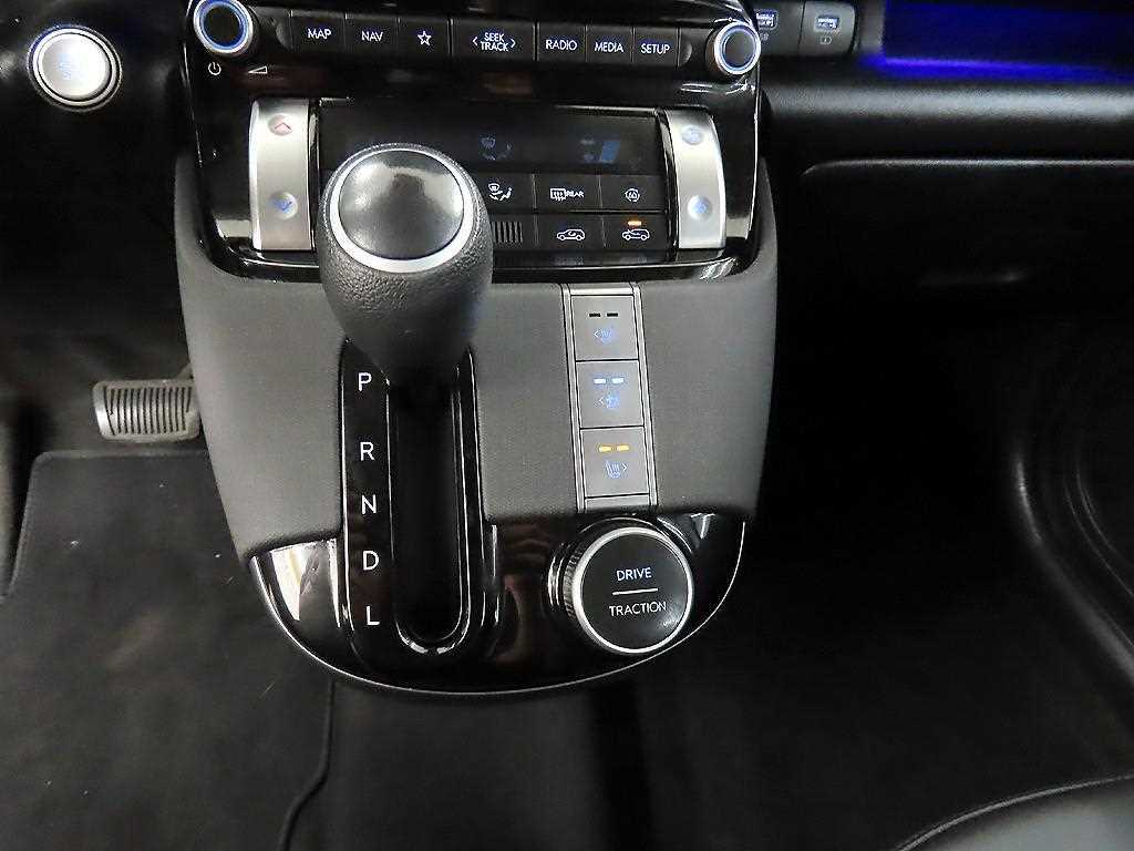 HYUNDAI Casper - Vista 12