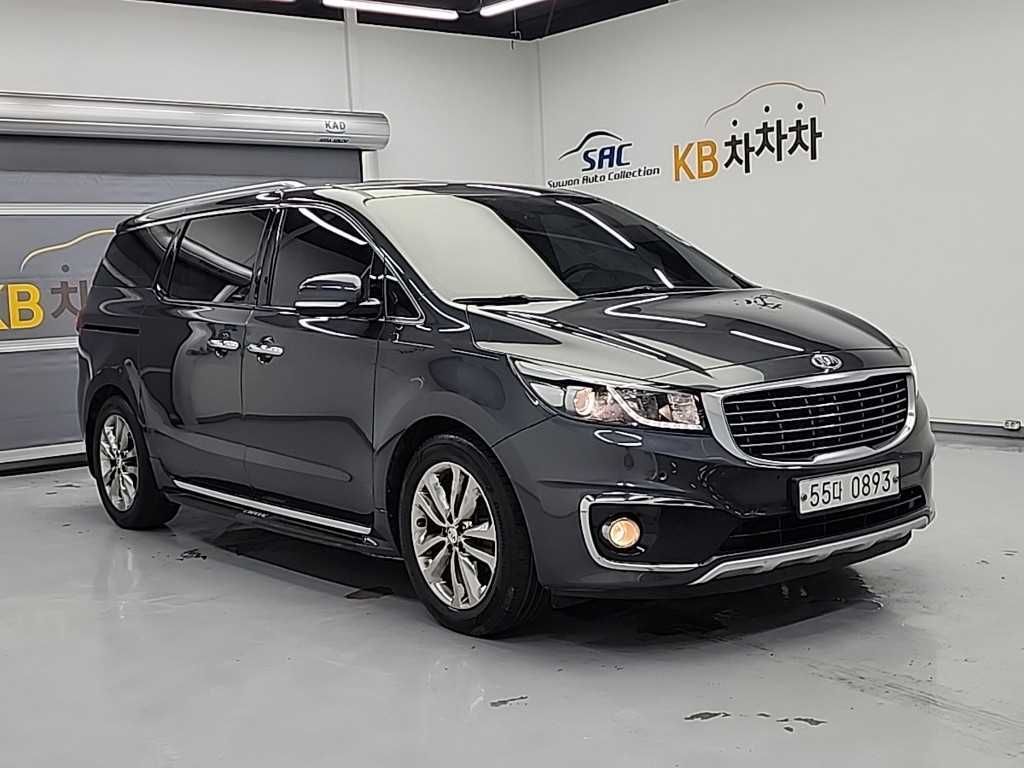 KIA Carnival - Vista 6