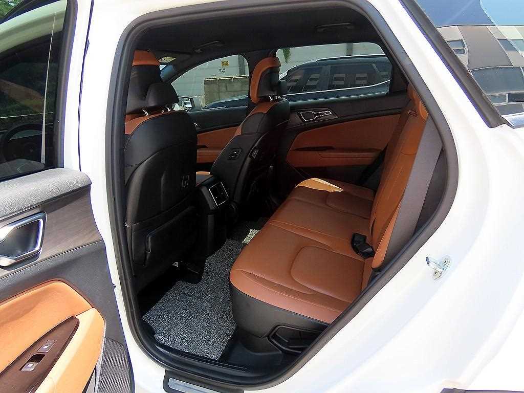 KIA Sportage - Vista 8