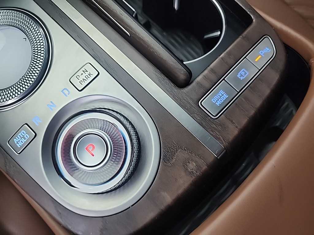 Genesis G80 - Vista 8