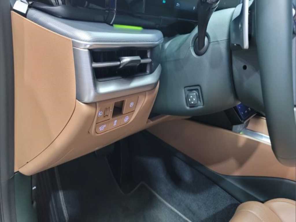 HYUNDAI Grandeur - Vista 11
