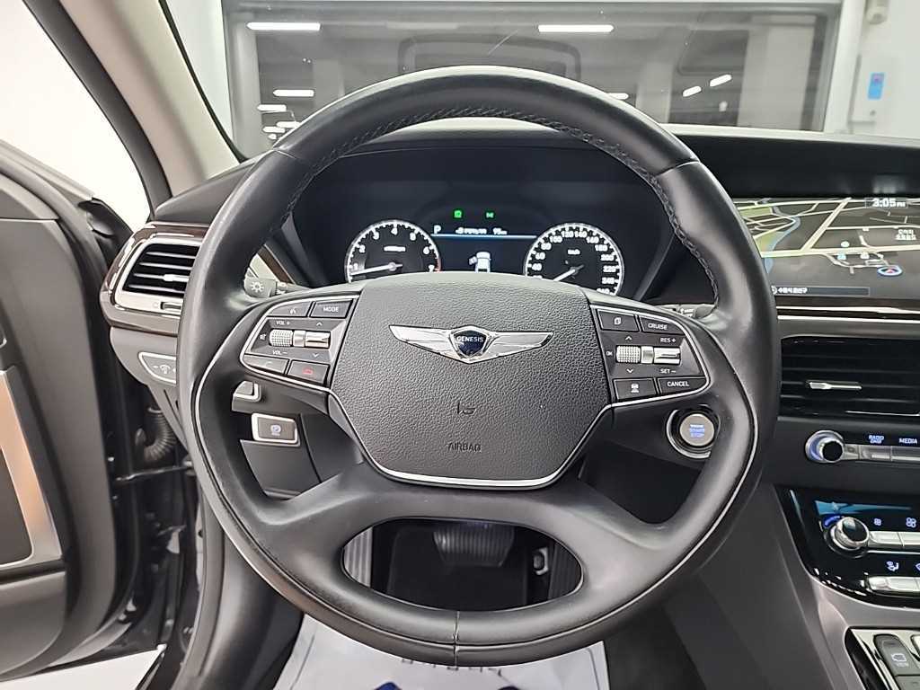 Genesis EQ900 - Vista 11