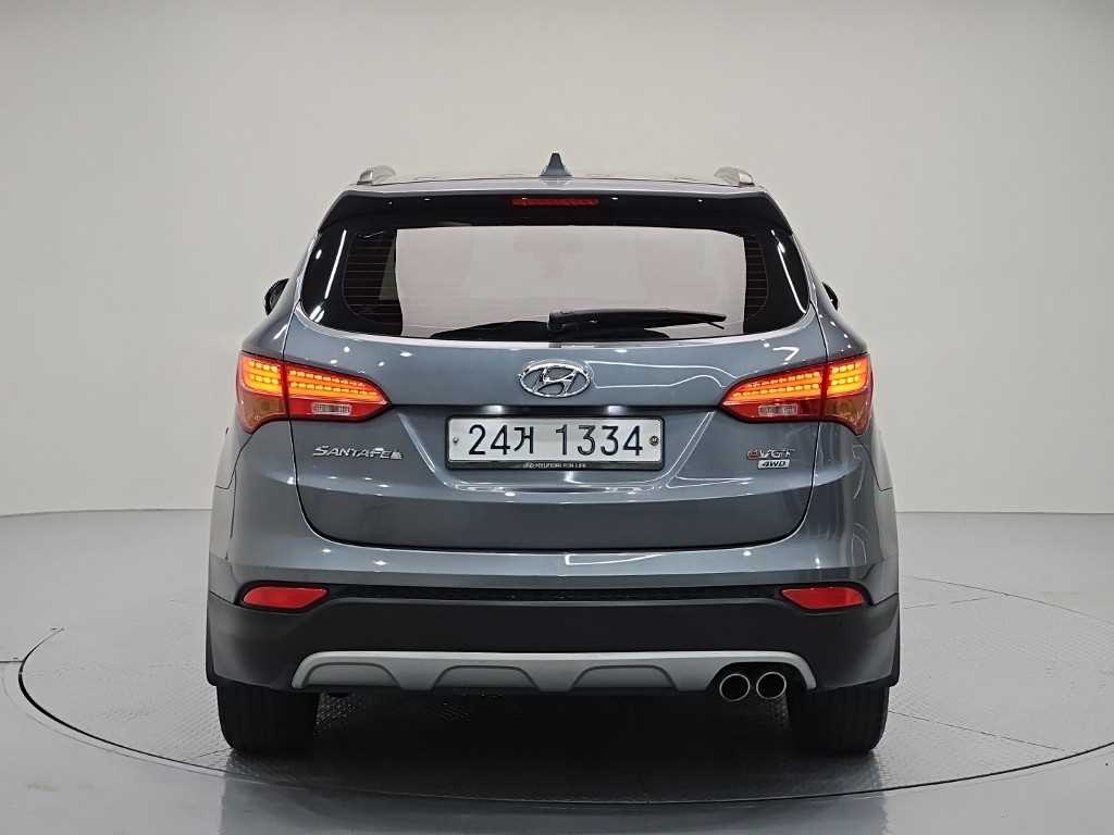 HYUNDAI Santa Fe - Vista 3