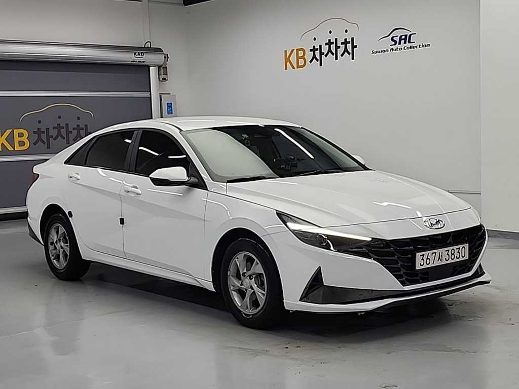 HYUNDAI Avante - Vista 6