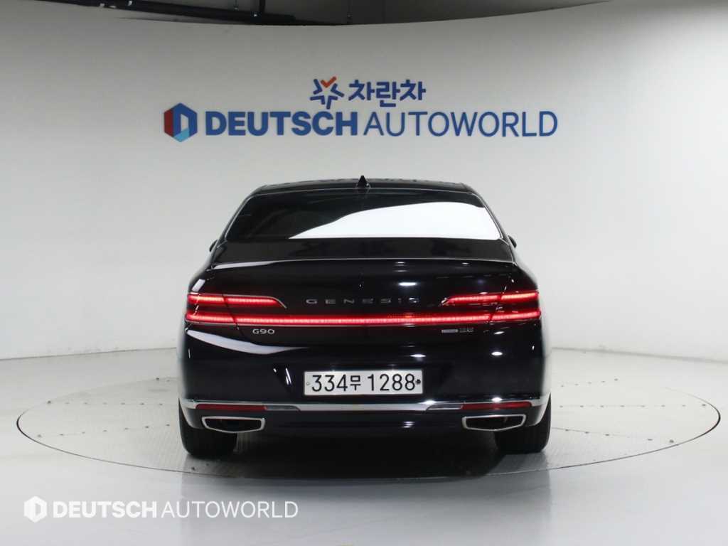Genesis G90 - Vista 6