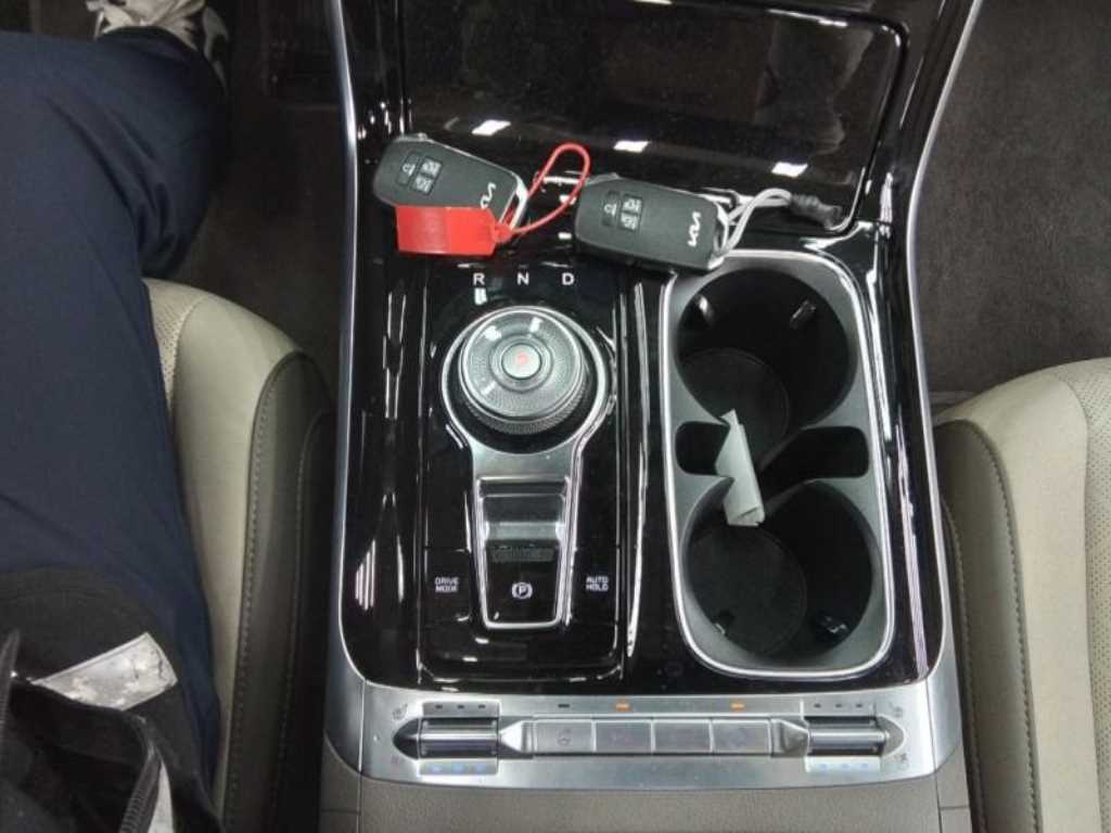 KIA Carnival 2023 Negro - Importación desde Corea - HF Imports Iquique - Foto 17