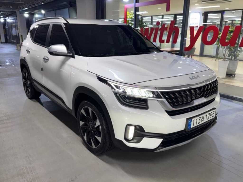 KIA Seltos - Vista 2