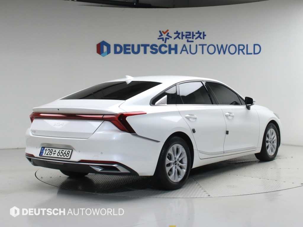 KIA K8 - Vista 2