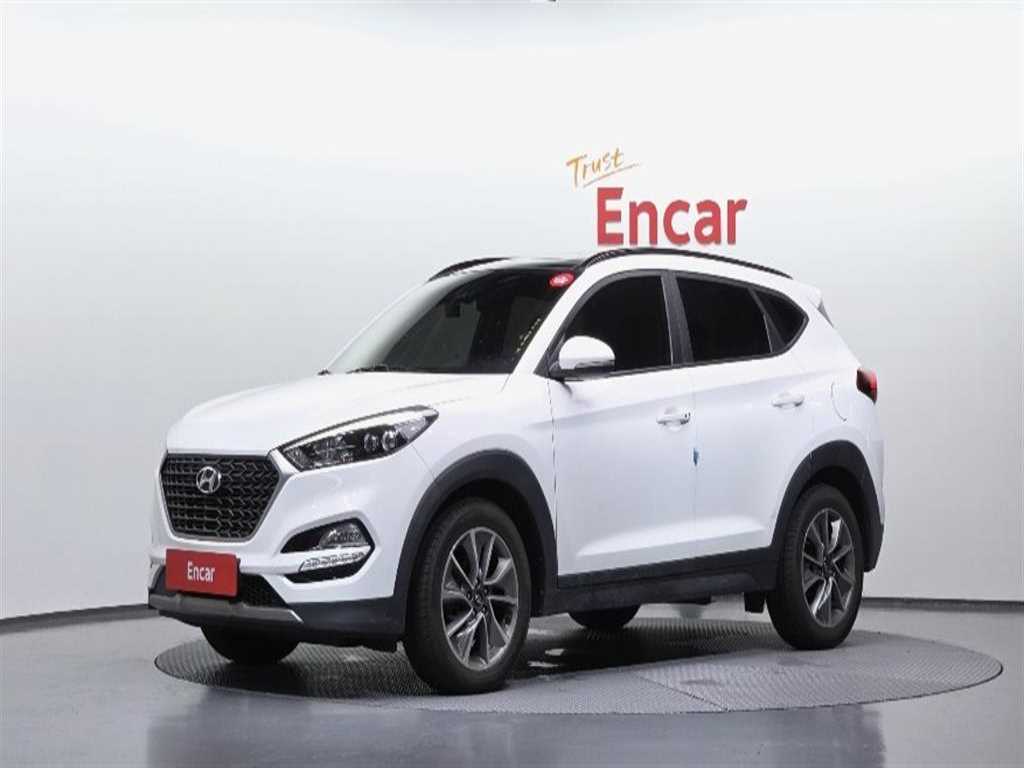 HYUNDAI Tucson 2018 Blanco - Importación desde Corea - HF Imports Iquique - Foto 1