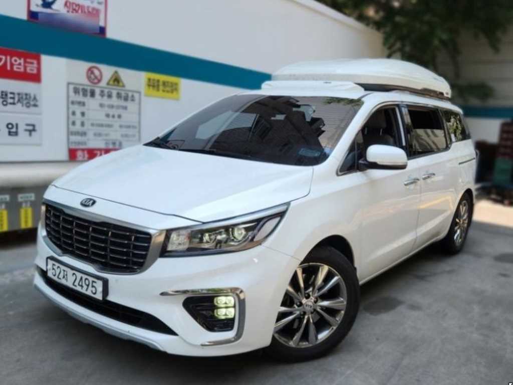 KIA Carnival - Vista 3
