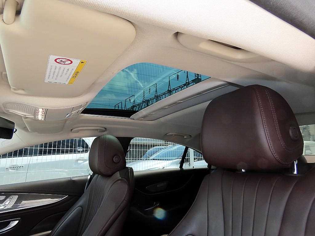 Mercedes Benz CLS Class 2020 Blanco - Importación desde Corea - HF Imports Iquique - Foto 18